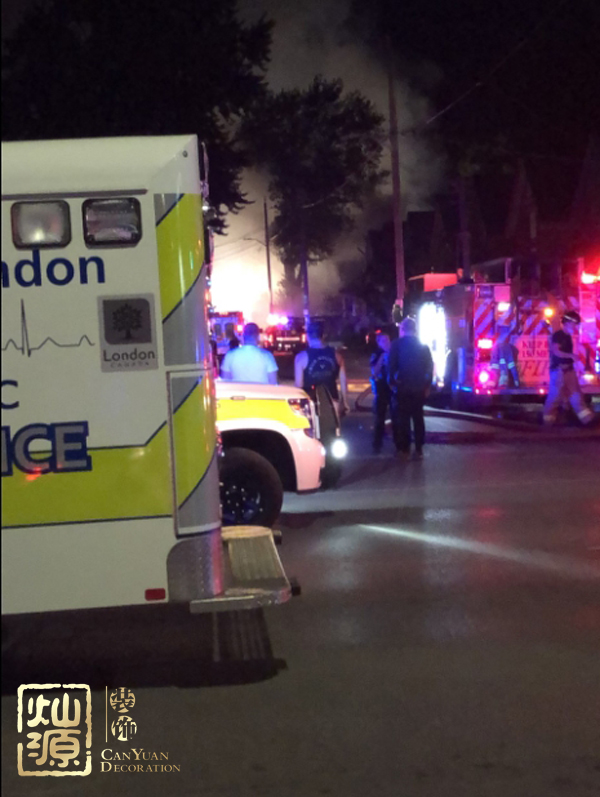 英國倫敦發生爆炸 探究英國倫敦發生爆炸的原因及現場照片